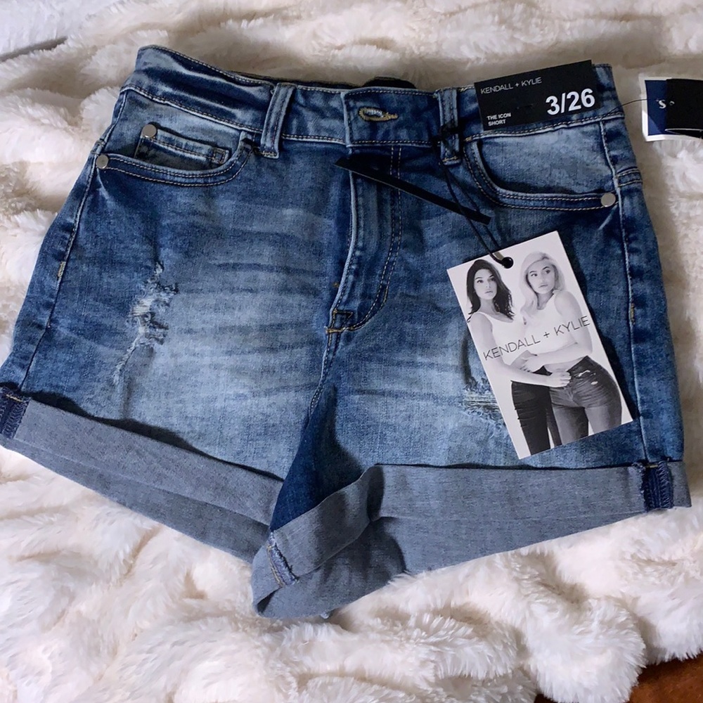 Kendall + Kylie The Icon Short